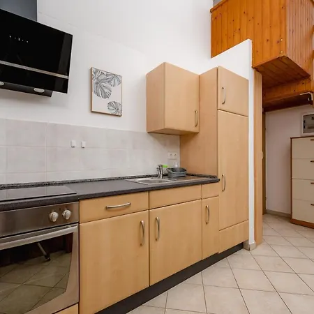 Apartment More Affordable And Close To The Beach In Umag - Zambratija *