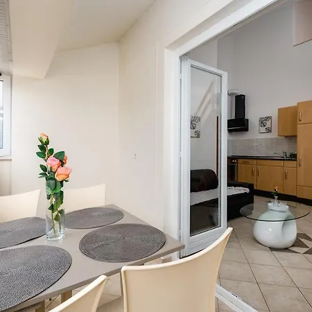 Apartment Apartment More Affordable And Close To The Beach In Umag - Zambratija Zambratija (Istria)